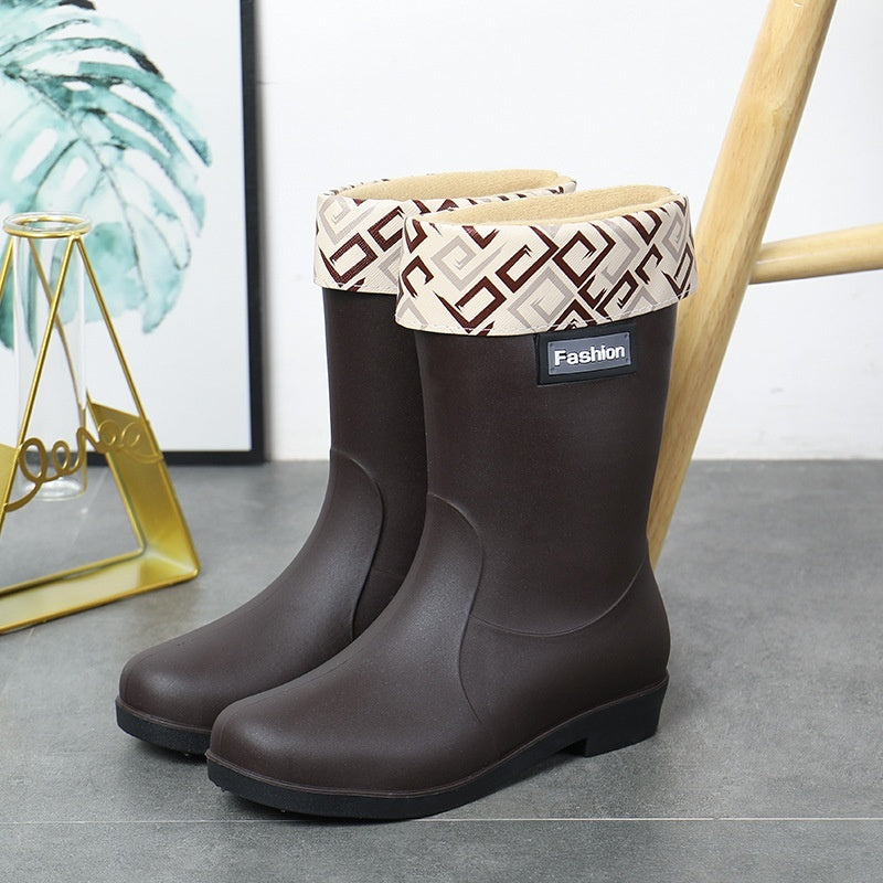 Fashionable & Functional Women's Mid-Calf Rain Boots