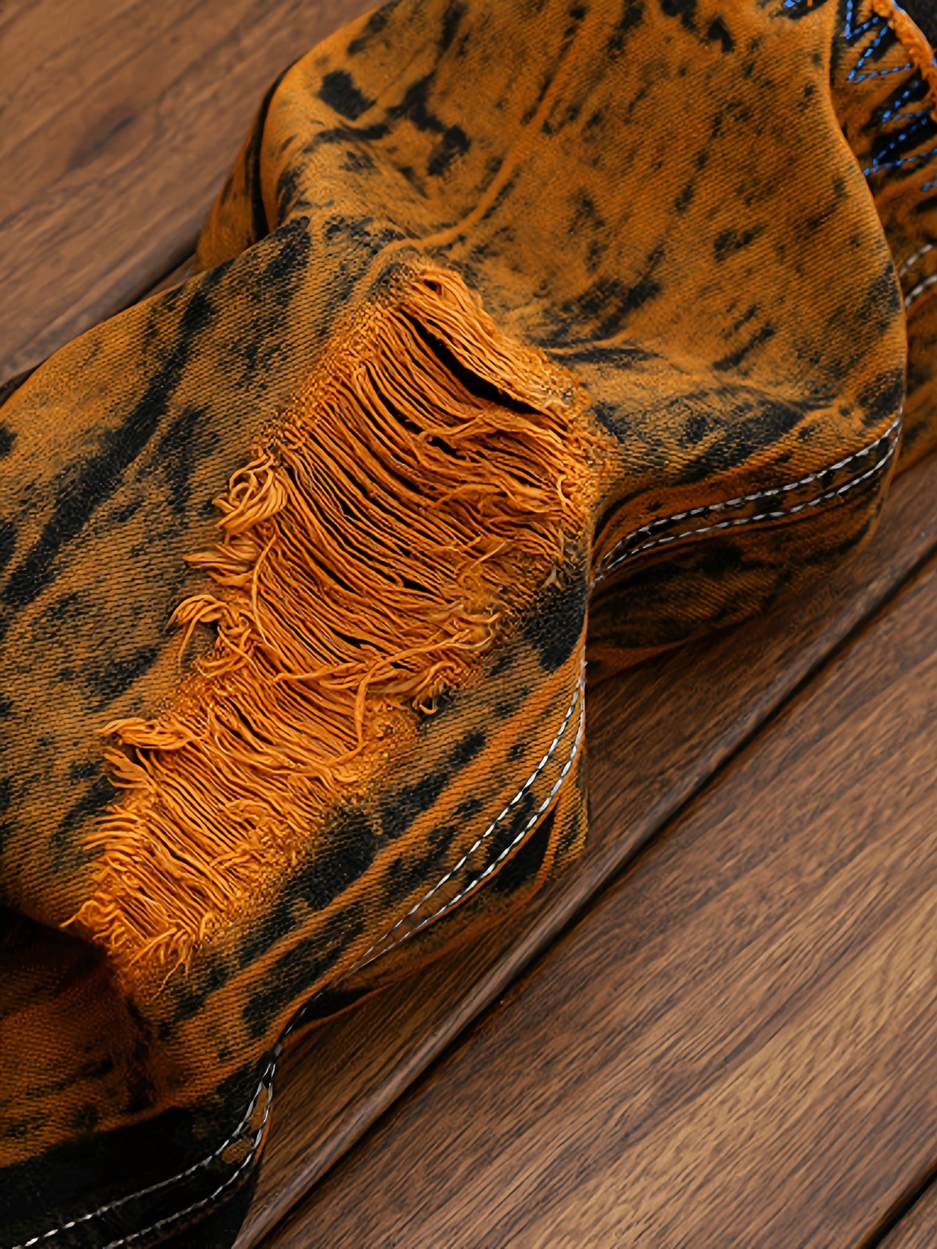 Men's Vintage Distressed Straight-Leg Jeans