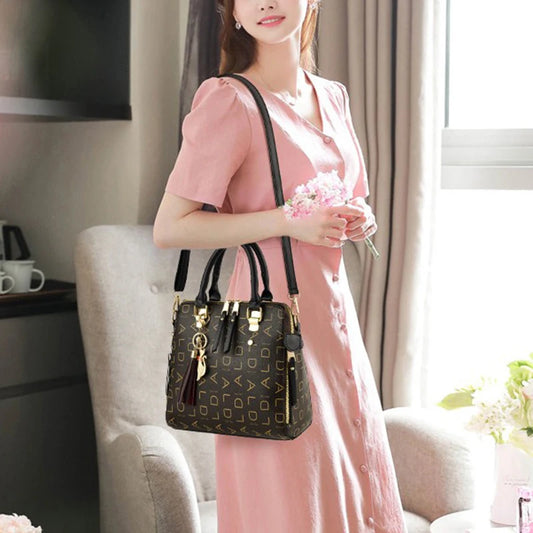 Fashion English Letter Handbag – Elegant & Spacious PU Leather Tote