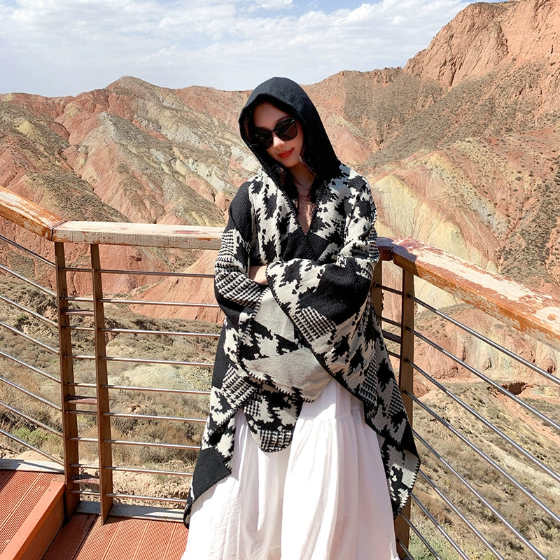 Bohemia Shawl Exotic Cloak – Female Xinjiang Tourism Grassland Travel Wear