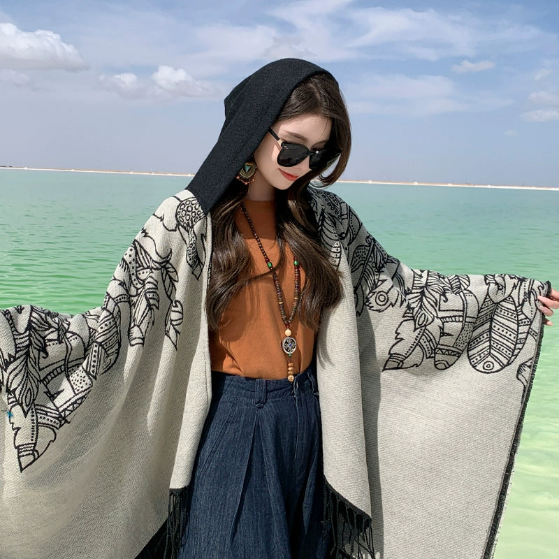 Bohemia Shawl Exotic Cloak – Female Xinjiang Tourism Grassland Travel Wear