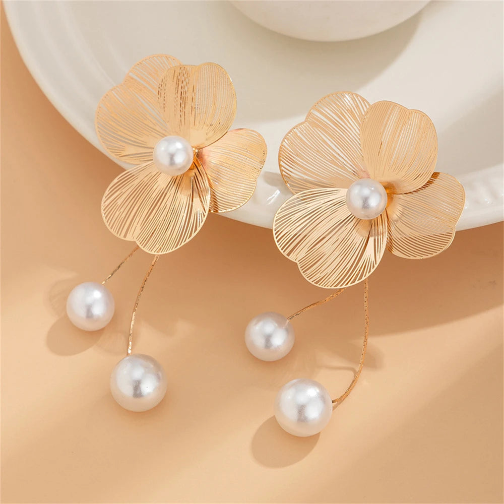 Elegant Korean Design Flower Earrings with Pearl Pendant