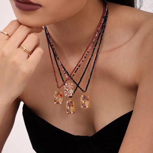Elegant Colorful Nature Stone Flower Necklace