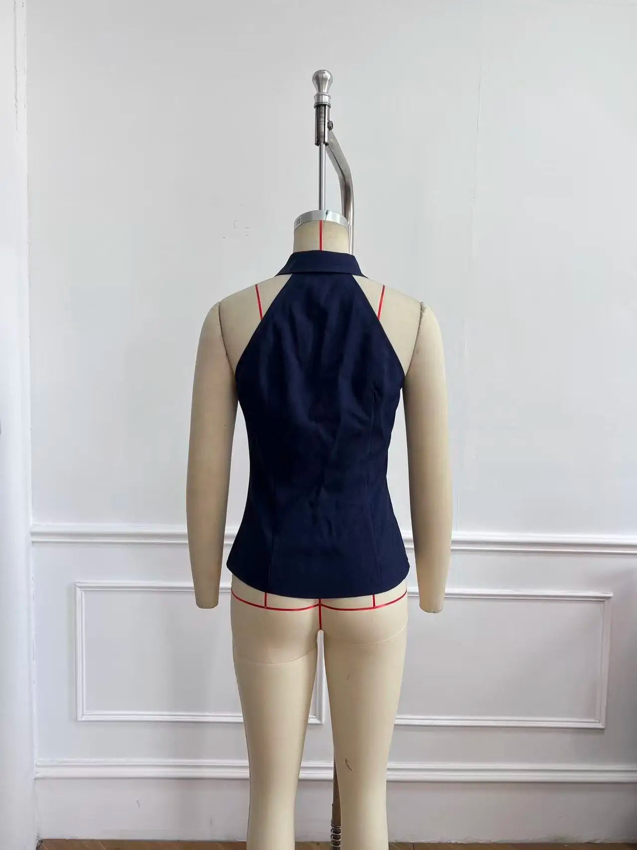 Women's Sleeveless Collared Button-Down Suit Vest – Slim Fit Business Casual Top