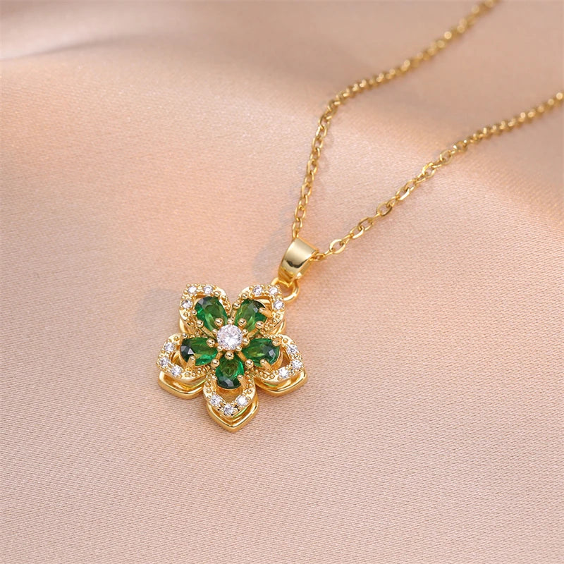 Shiny Zircon Romantic Flower Pendant Necklace for Women