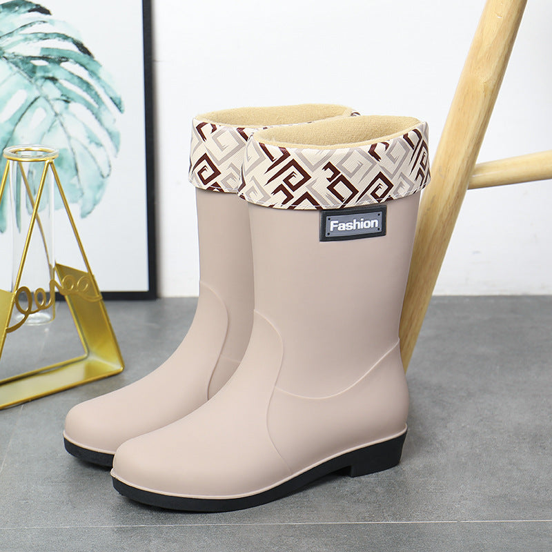 Fashionable & Functional Women's Mid-Calf Rain Boots
