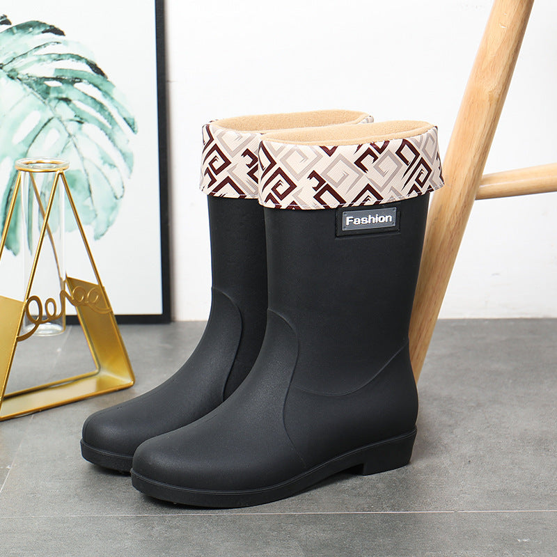 Fashionable & Functional Women's Mid-Calf Rain Boots