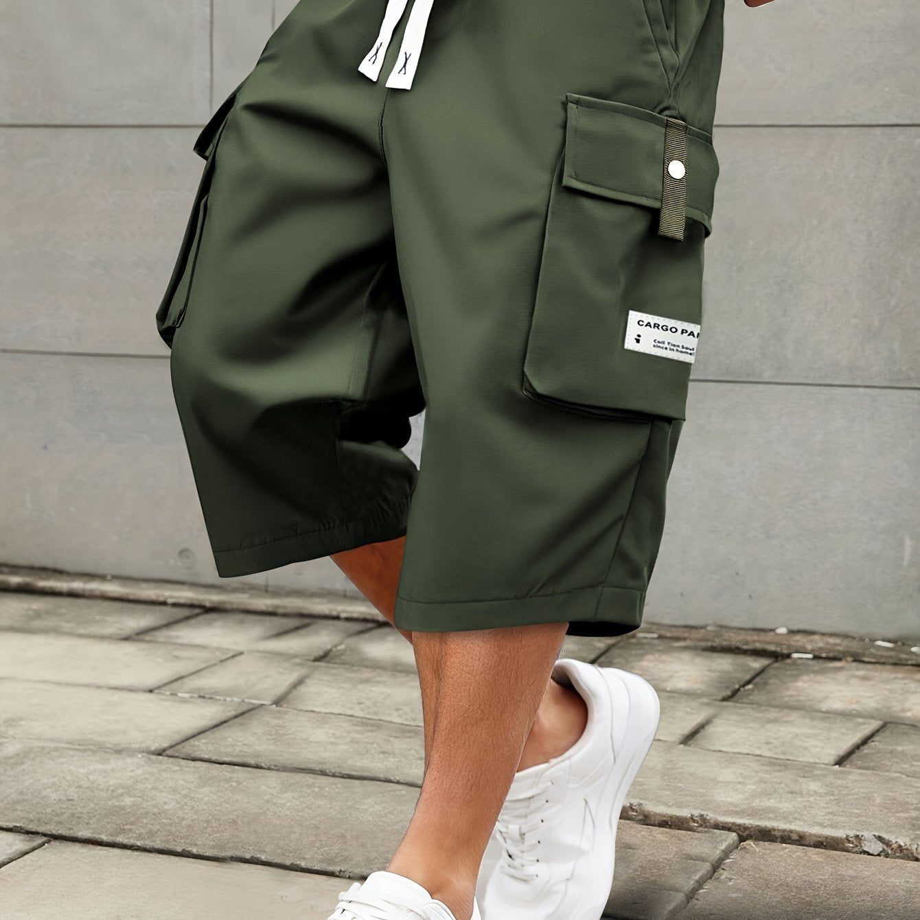 Men's Summer Casual Cargo Shorts with Elastic Drawstring Waist, Multi-Pocket Design & Letter Patch