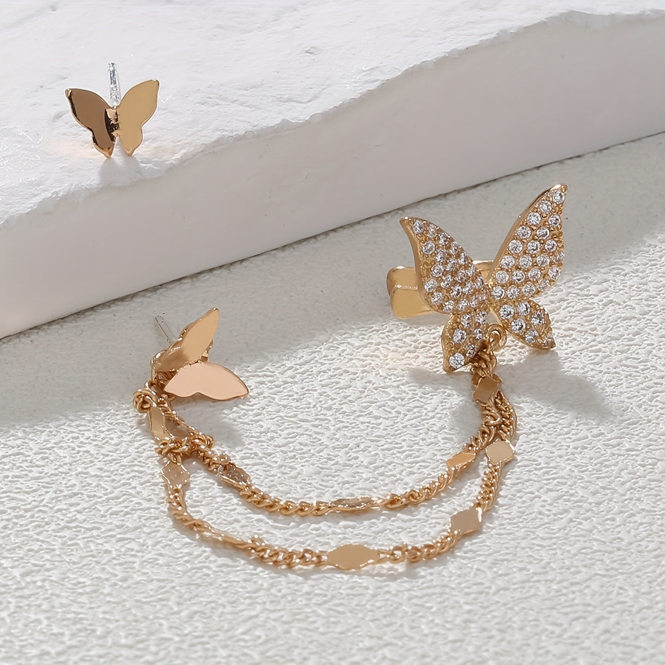 Exquisite Asymmetric Butterfly Stud Earrings – Vintage Elegant Style