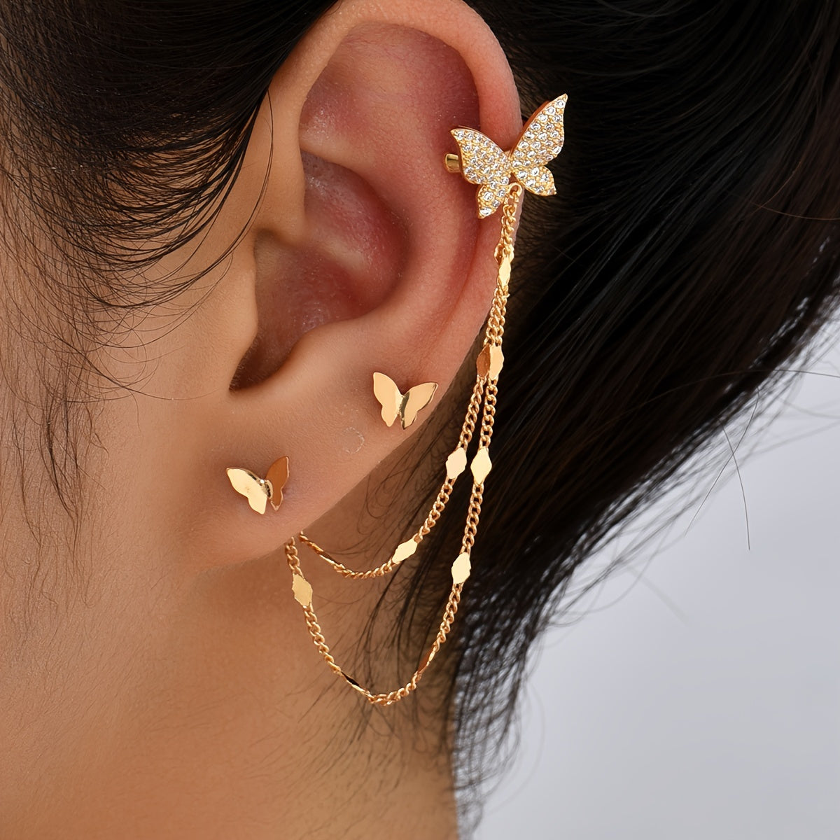 Exquisite Asymmetric Butterfly Stud Earrings – Vintage Elegant Style