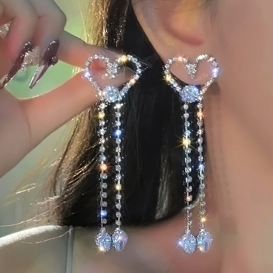 Luxurious Heart-Shaped Synthetic Zirconia Earrings for Women