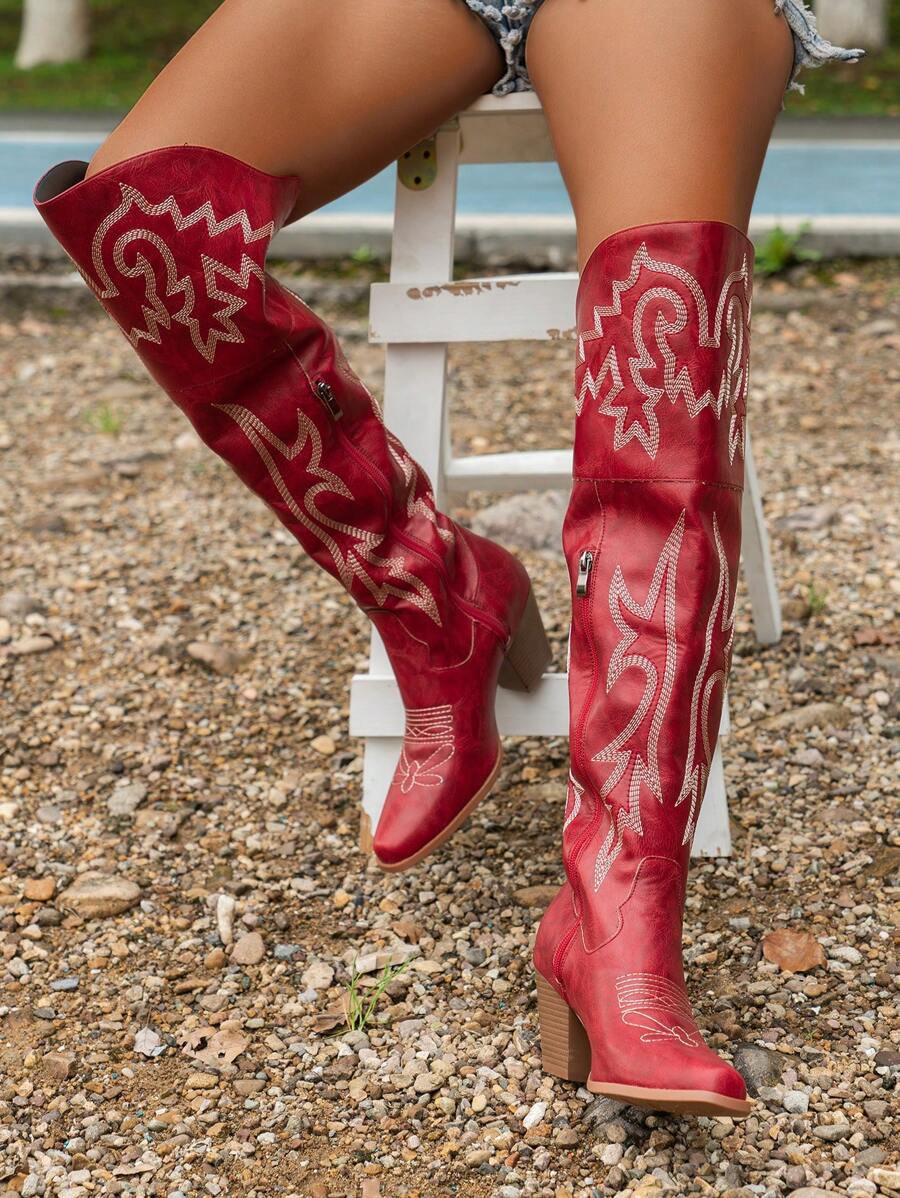 Western-inspired embroidered boots