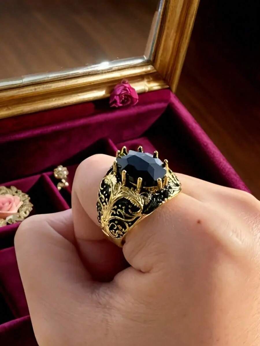 Vintage Men’s Copper Ring with Black Oval Artificial Diamond