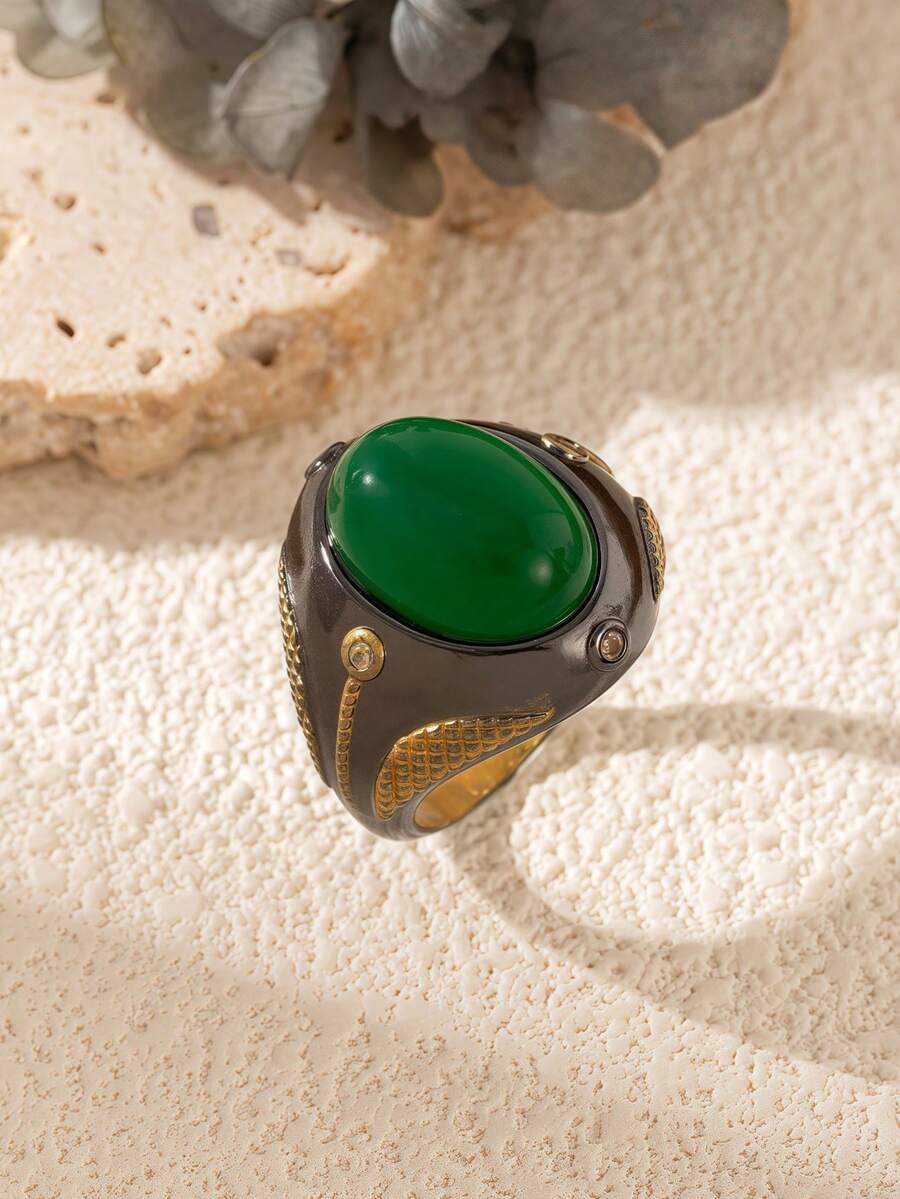 Vintage Men’s Copper Ring with Black Oval Artificial Diamond