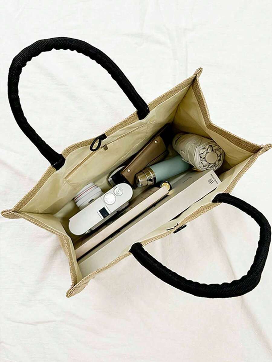 Queen Cartoon Character Printed Tote Bag Set – “Blessing” Letter Design