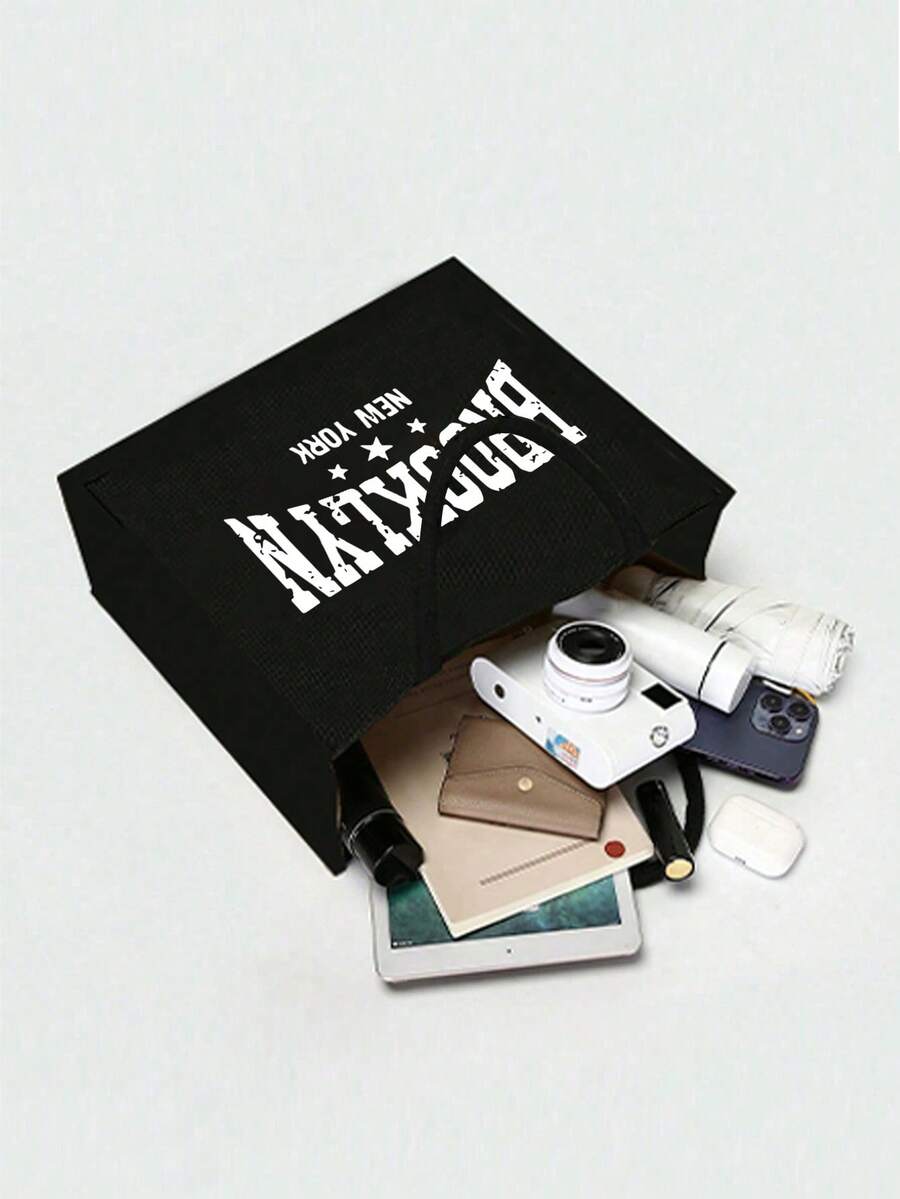 Queen Cartoon Character Printed Tote Bag Set – “Blessing” Letter Design