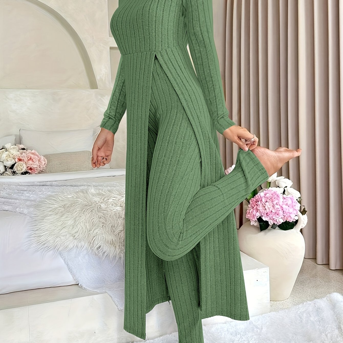 Two-piece Set of Long-sleeved Ribbed Top and Pants for Women