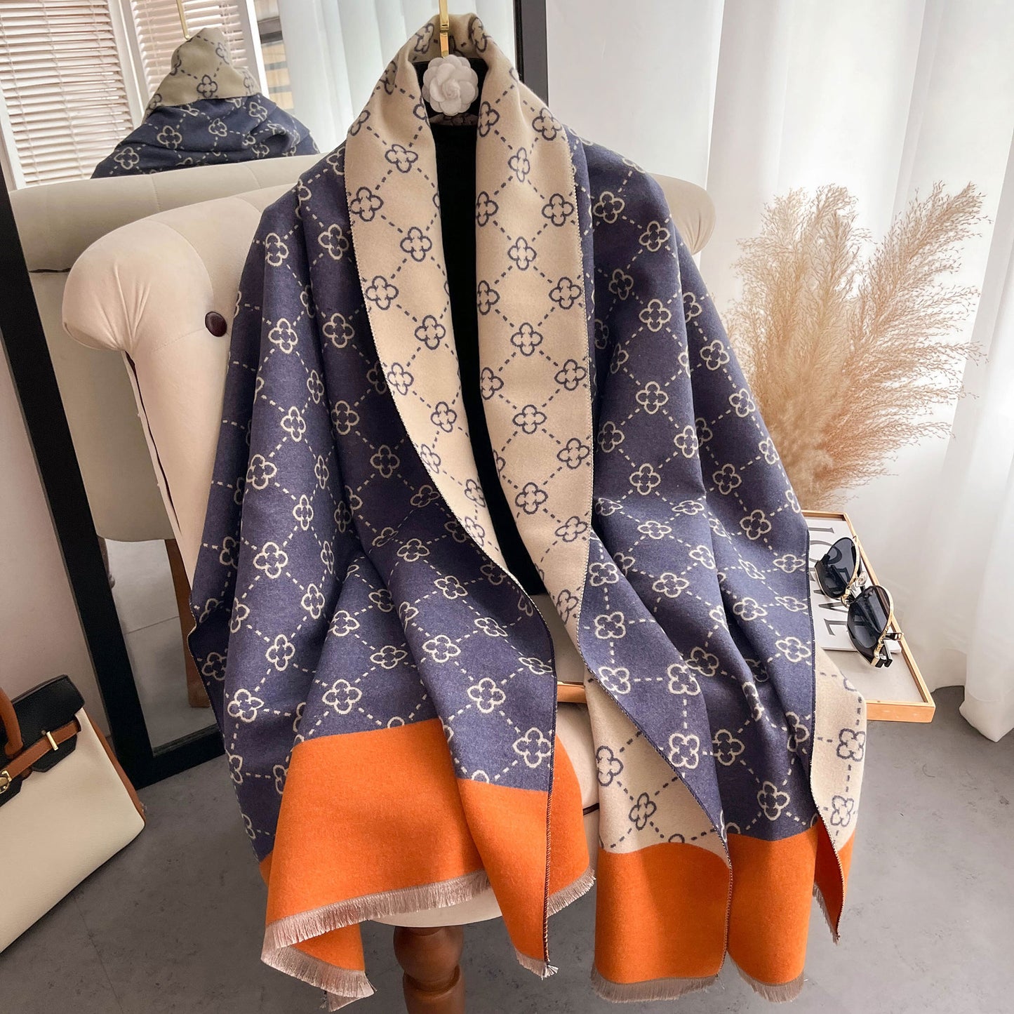 Stay Warm in Style – Sunflower Pattern Imitation Cashmere Scarf