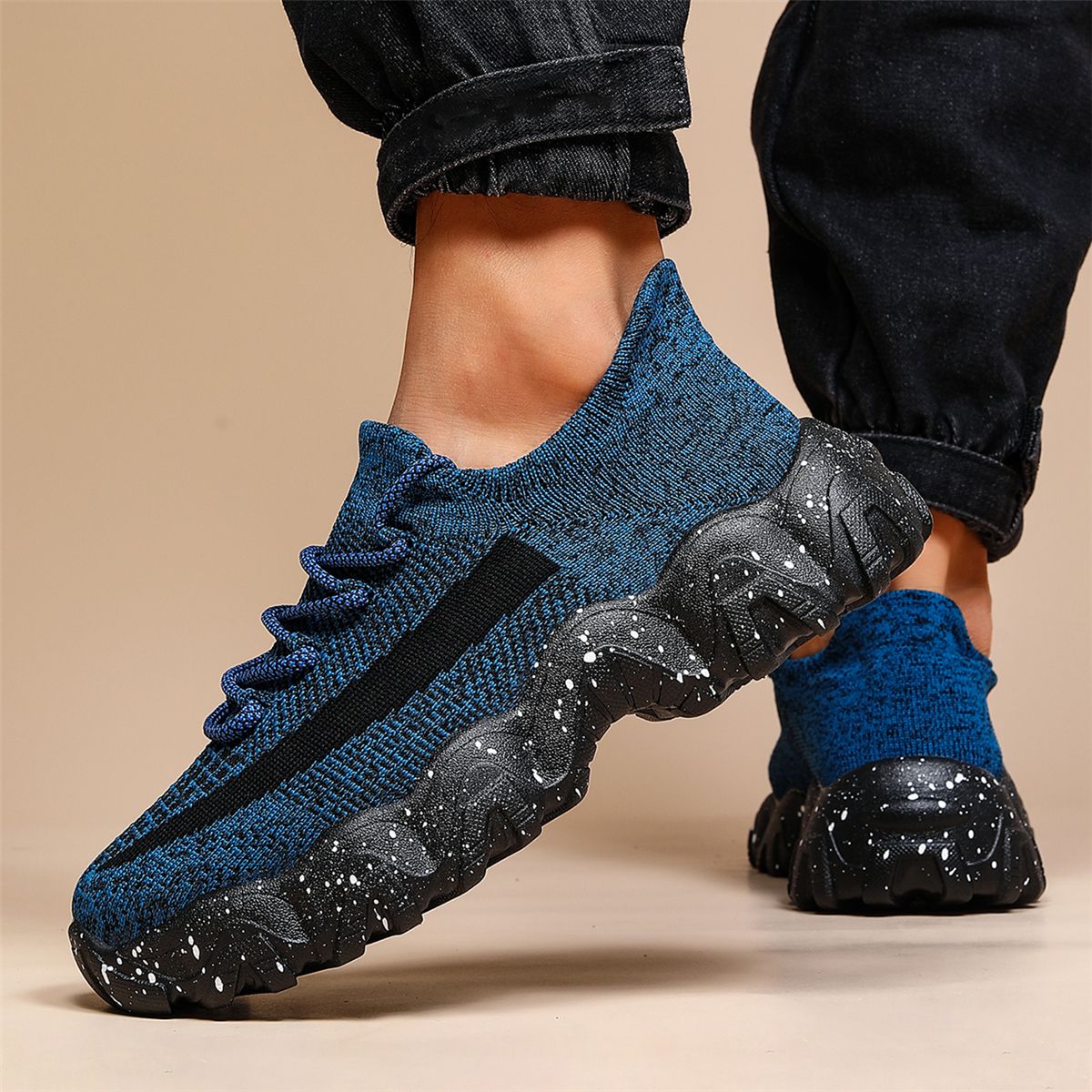 Men's Casual Sneakers – Geometric Knit Comfort & Style