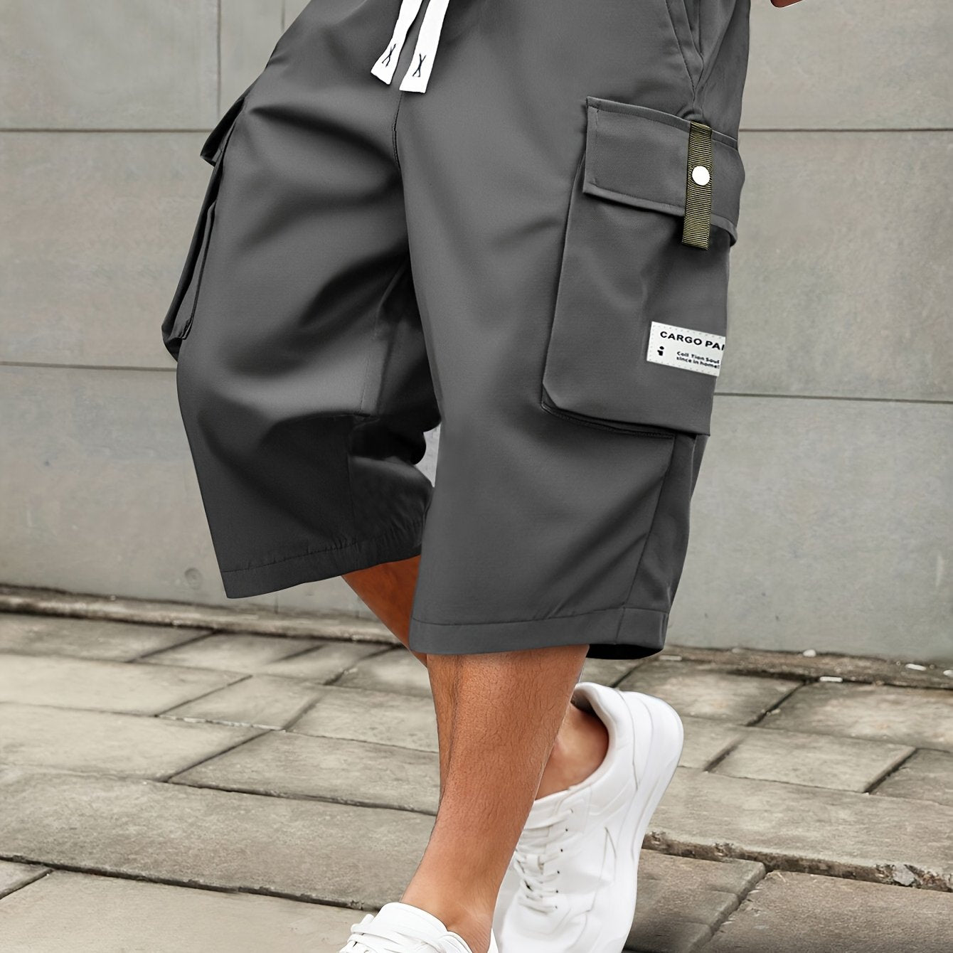 Men's Summer Casual Cargo Shorts with Elastic Drawstring Waist, Multi-Pocket Design & Letter Patch