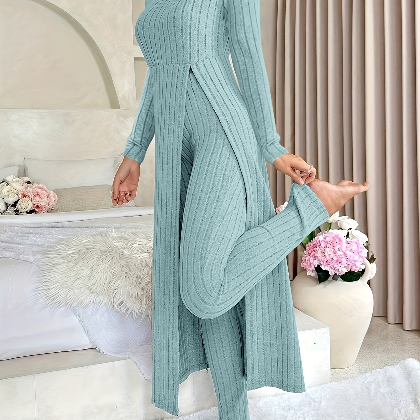 Two-piece Set of Long-sleeved Ribbed Top and Pants for Women