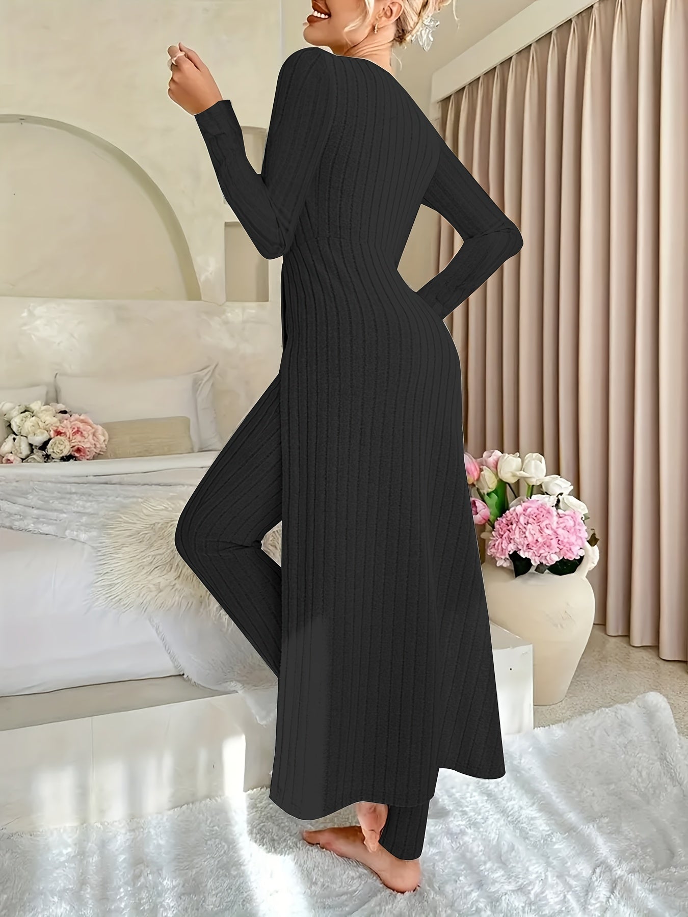 Two-piece Set of Long-sleeved Ribbed Top and Pants for Women
