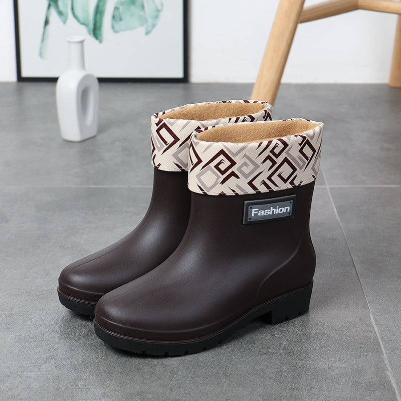 Fashionable & Functional Women's Mid-Calf Rain Boots