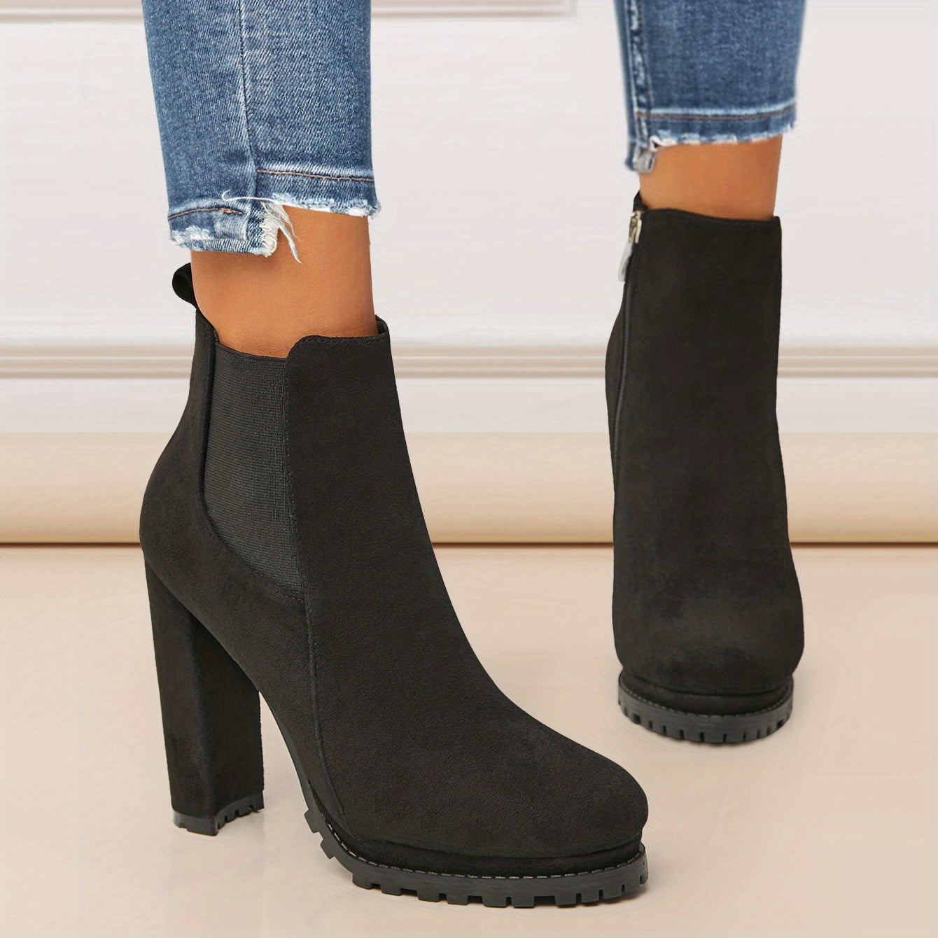 Stylish Pointed Toe Ankle Boots – Chunky Heel, Platform Comfort, Side Zipper Convenience