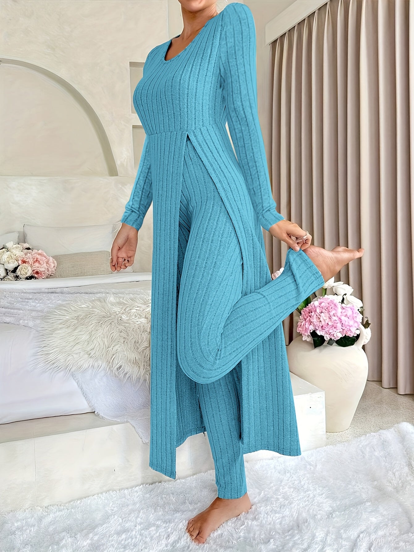 Two-piece Set of Long-sleeved Ribbed Top and Pants for Women