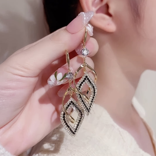 1pc Stylish Sexy Double Hollow Sparkle Pendant Earring