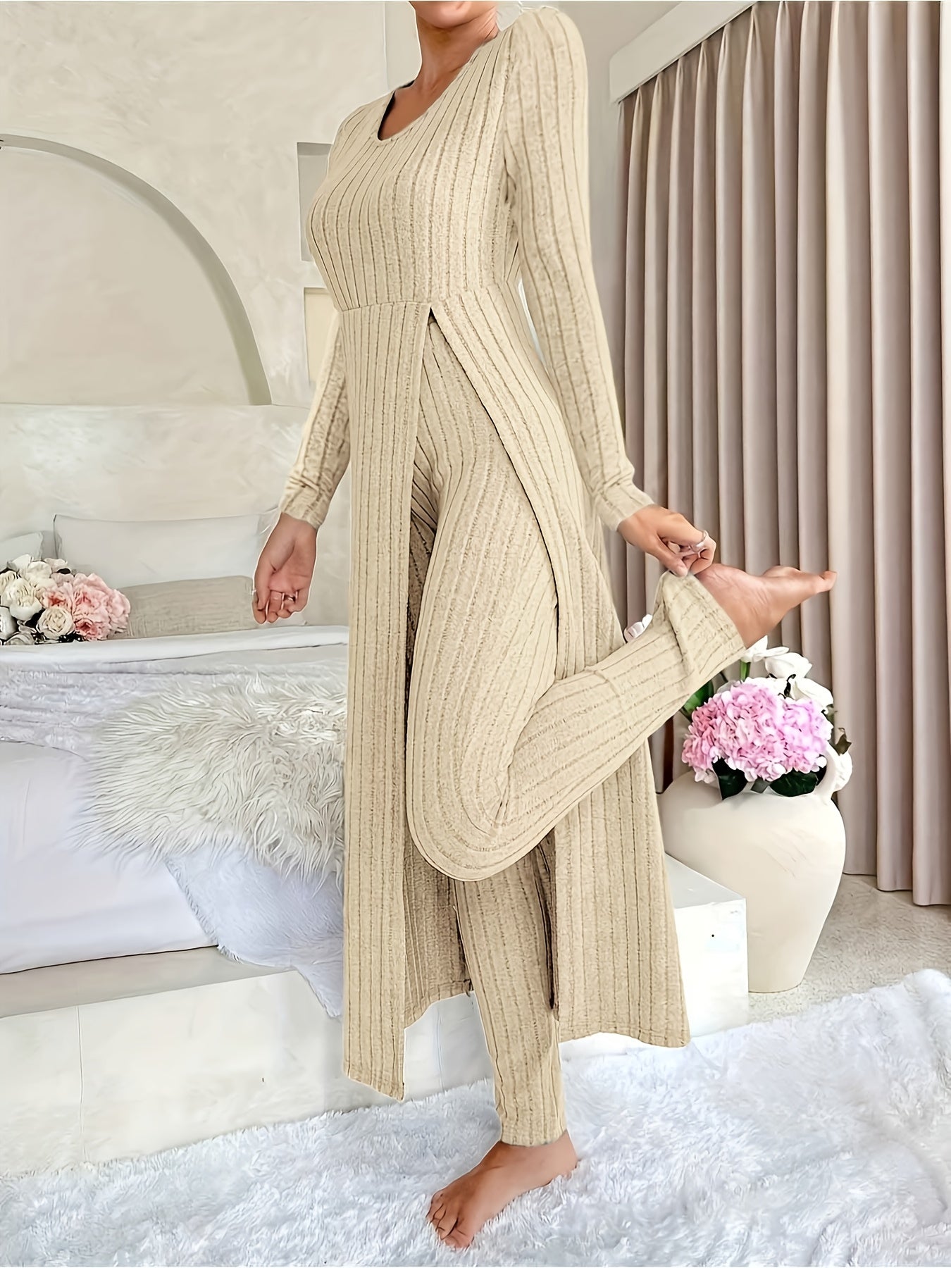 Two-piece Set of Long-sleeved Ribbed Top and Pants for Women