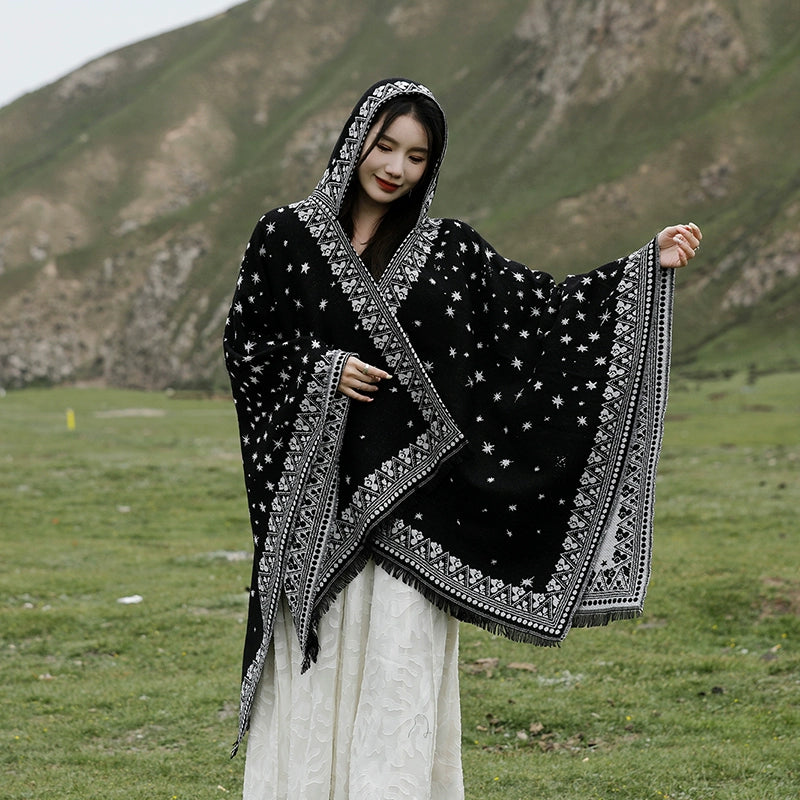 Bohemia Shawl Exotic Cloak – Female Xinjiang Tourism Grassland Travel Wear