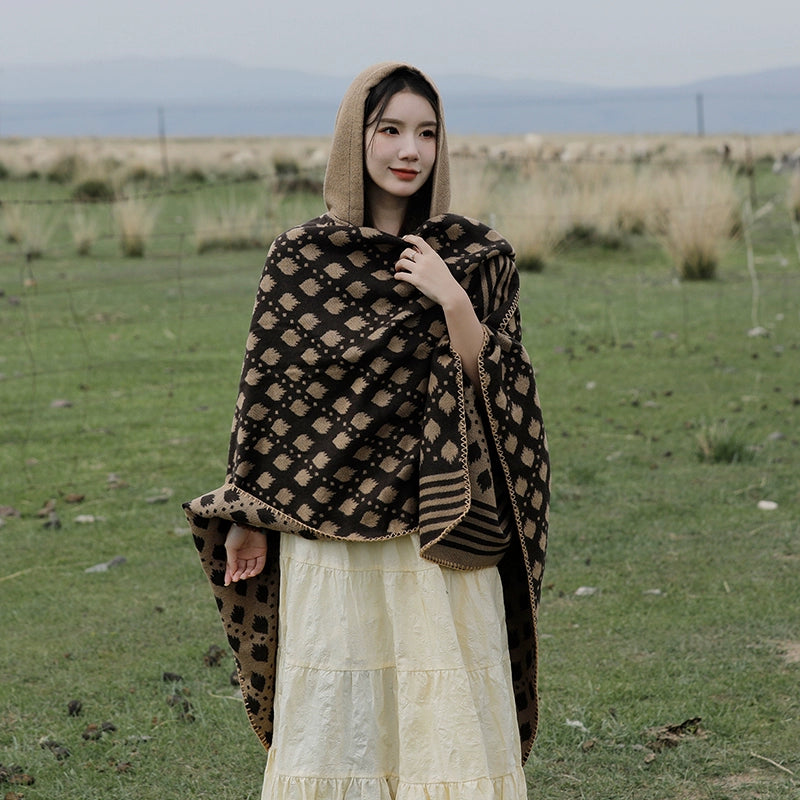 Bohemia Shawl Exotic Cloak – Female Xinjiang Tourism Grassland Travel Wear