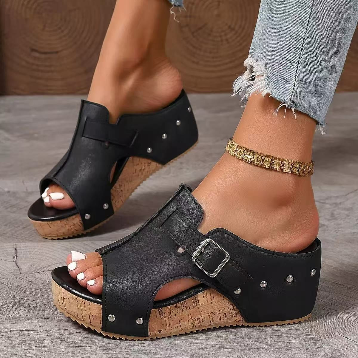 Plus Size Wedge Sandals Rivet Slippers