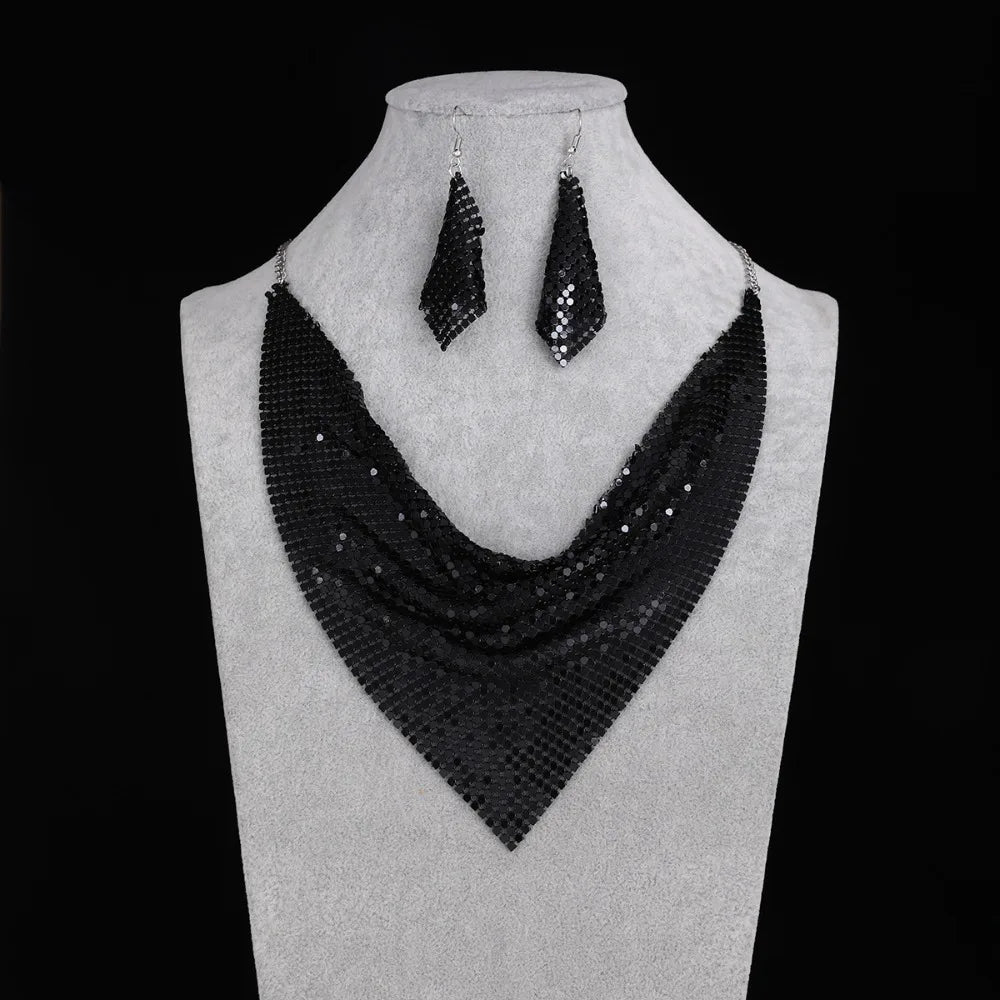 Elegant Indian Jewelry Set – Rhinestone Bib Choker with Matching Earrings