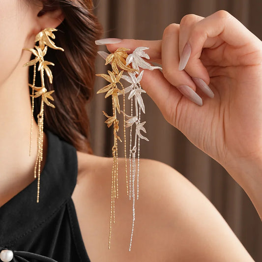 Elegant Retro Flower Pendant Earrings