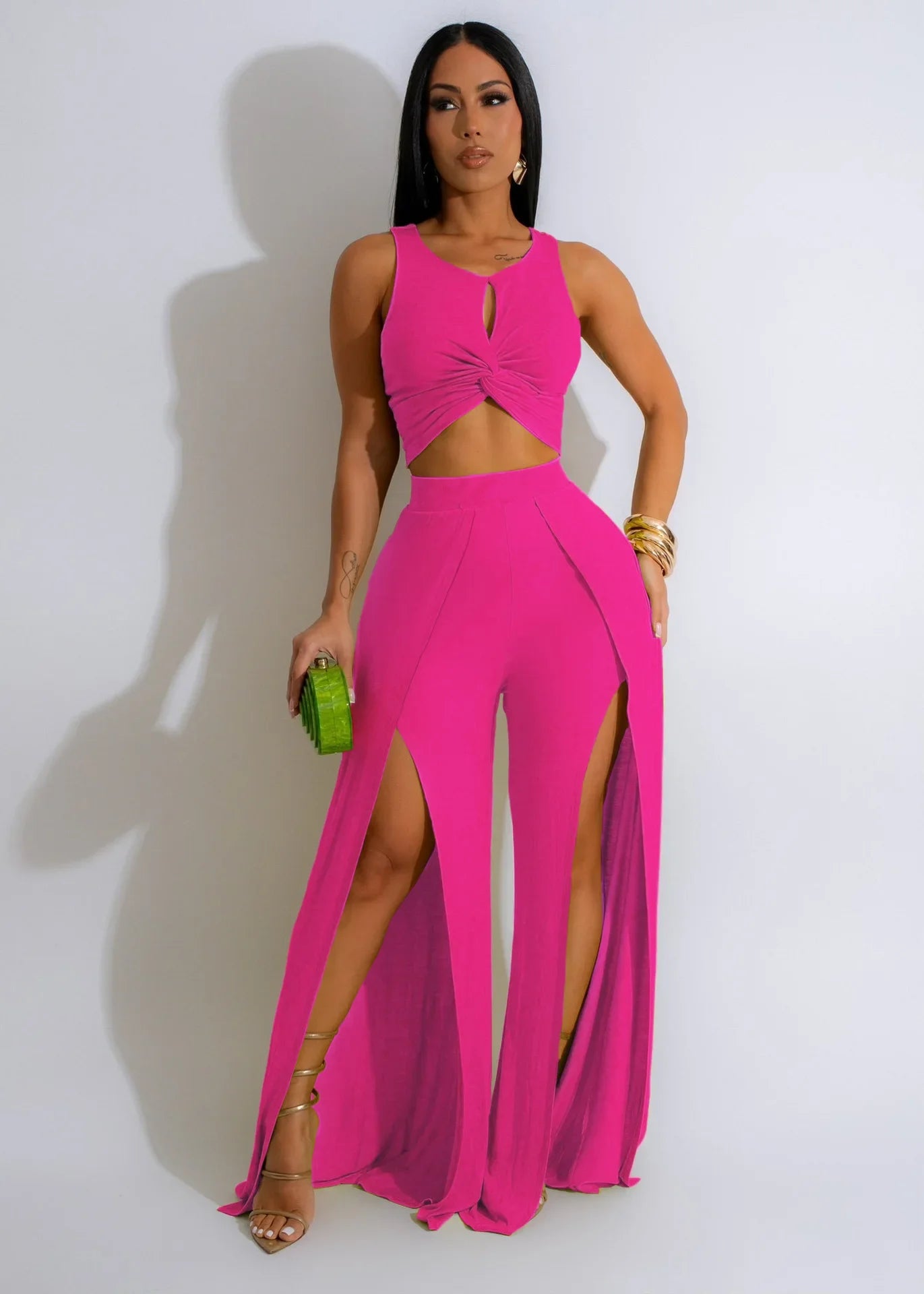 Stay Effortlessly Chic This Summer