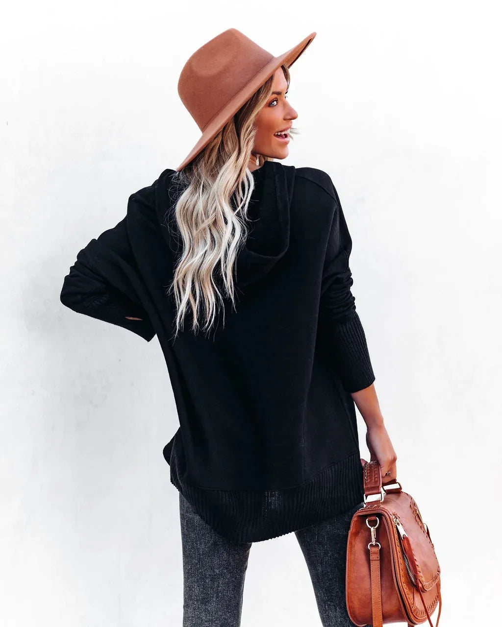 Stay Cozy in Style – Casual Loose White V-Neck Hooded Sweatshirt for Women