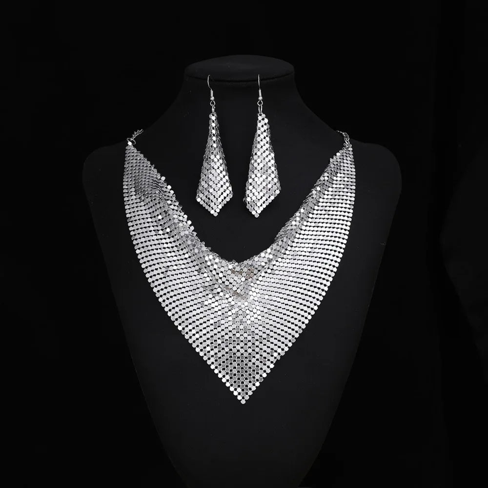 Elegant Indian Jewelry Set – Rhinestone Bib Choker with Matching Earrings