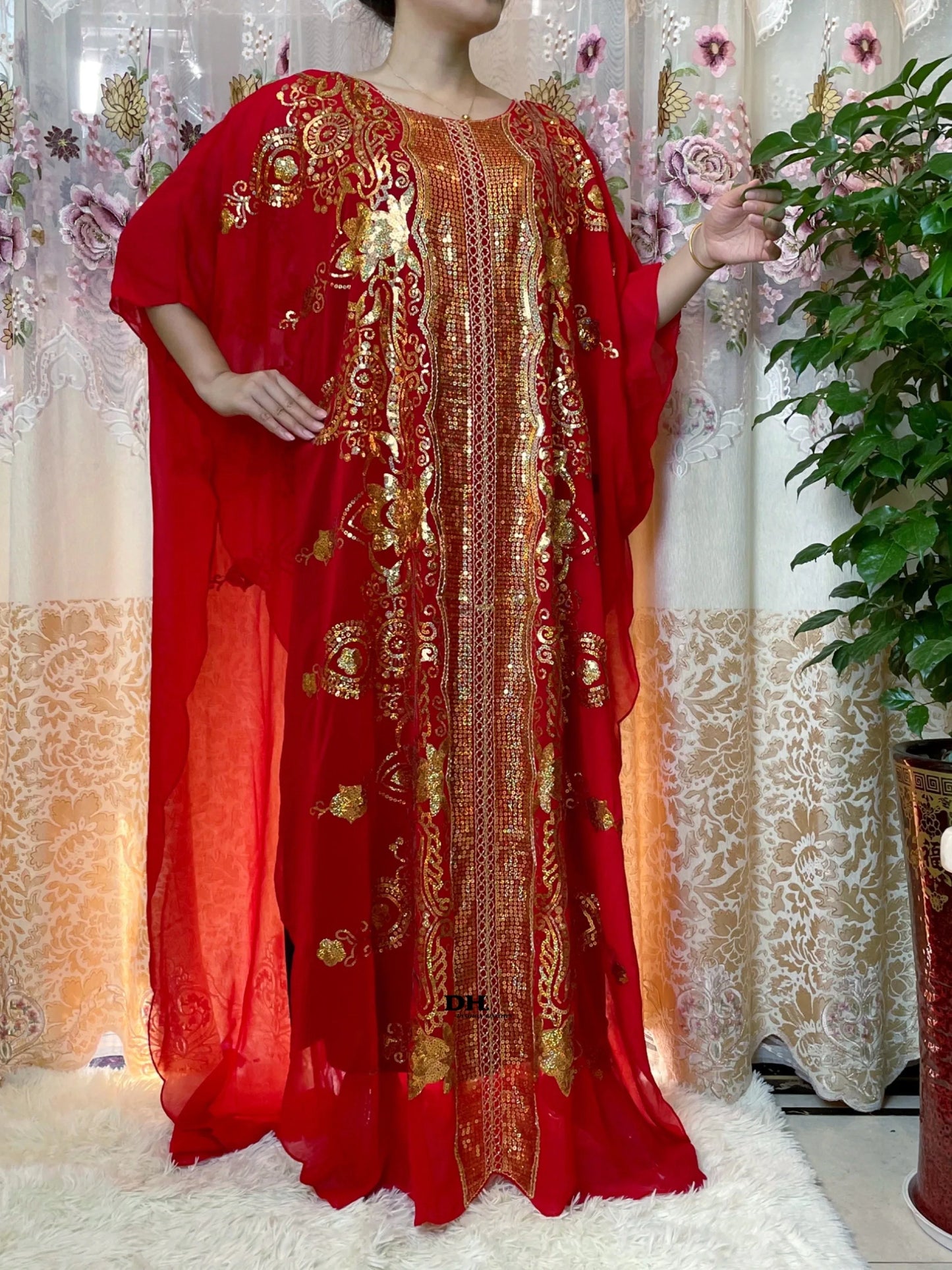 Dubai-Inspired Traditional Dress