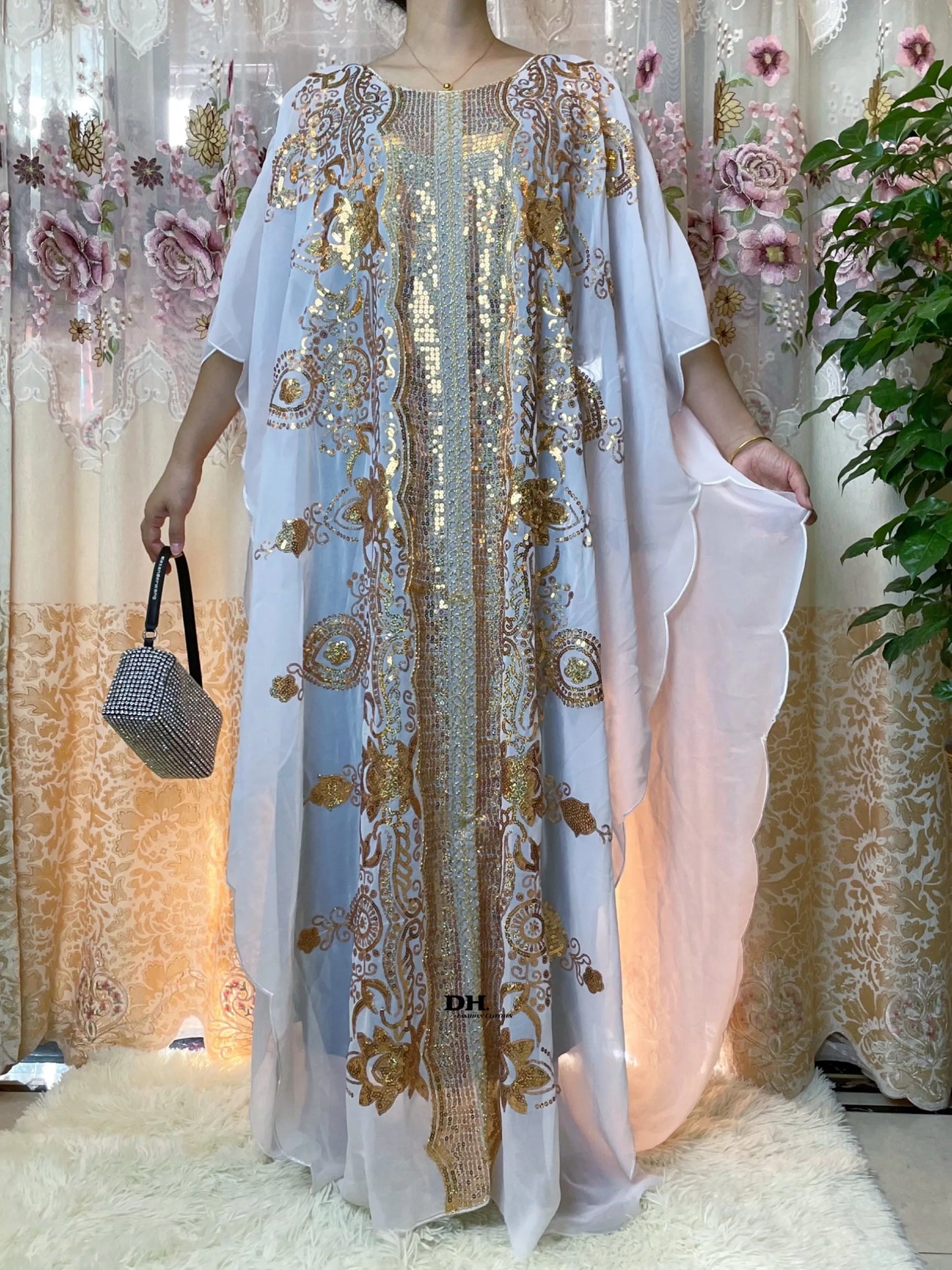 Dubai-Inspired Traditional Dress