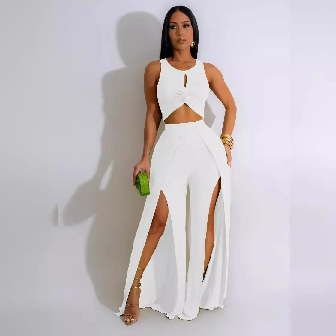 Stay Effortlessly Chic This Summer