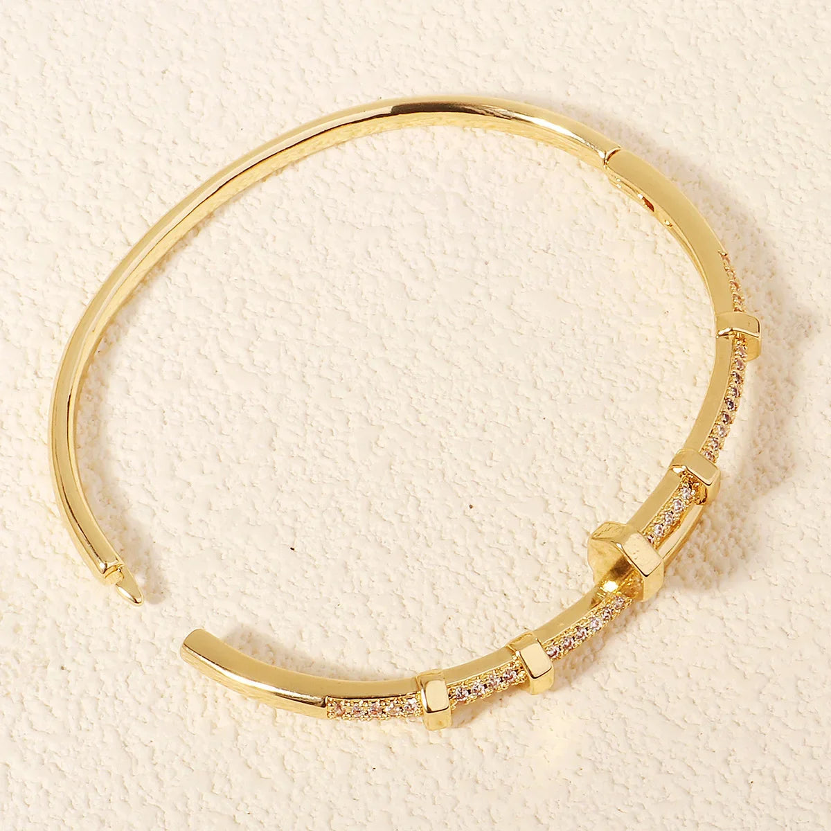 Elegant Zircon Nail Bracelet