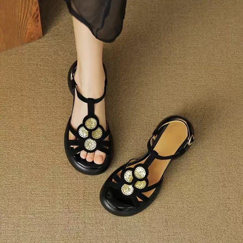 2025 New Summer Women's Low-Heeled Roman Sandals