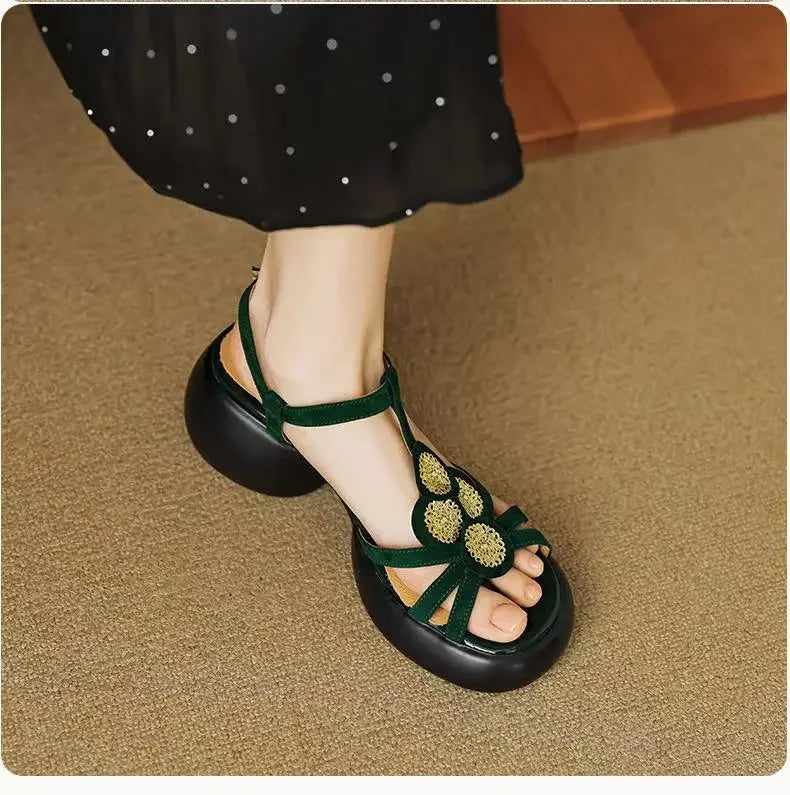 2025 New Summer Women's Low-Heeled Roman Sandals