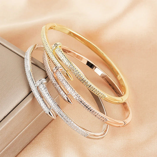 Elegant Zircon Nail Bracelet