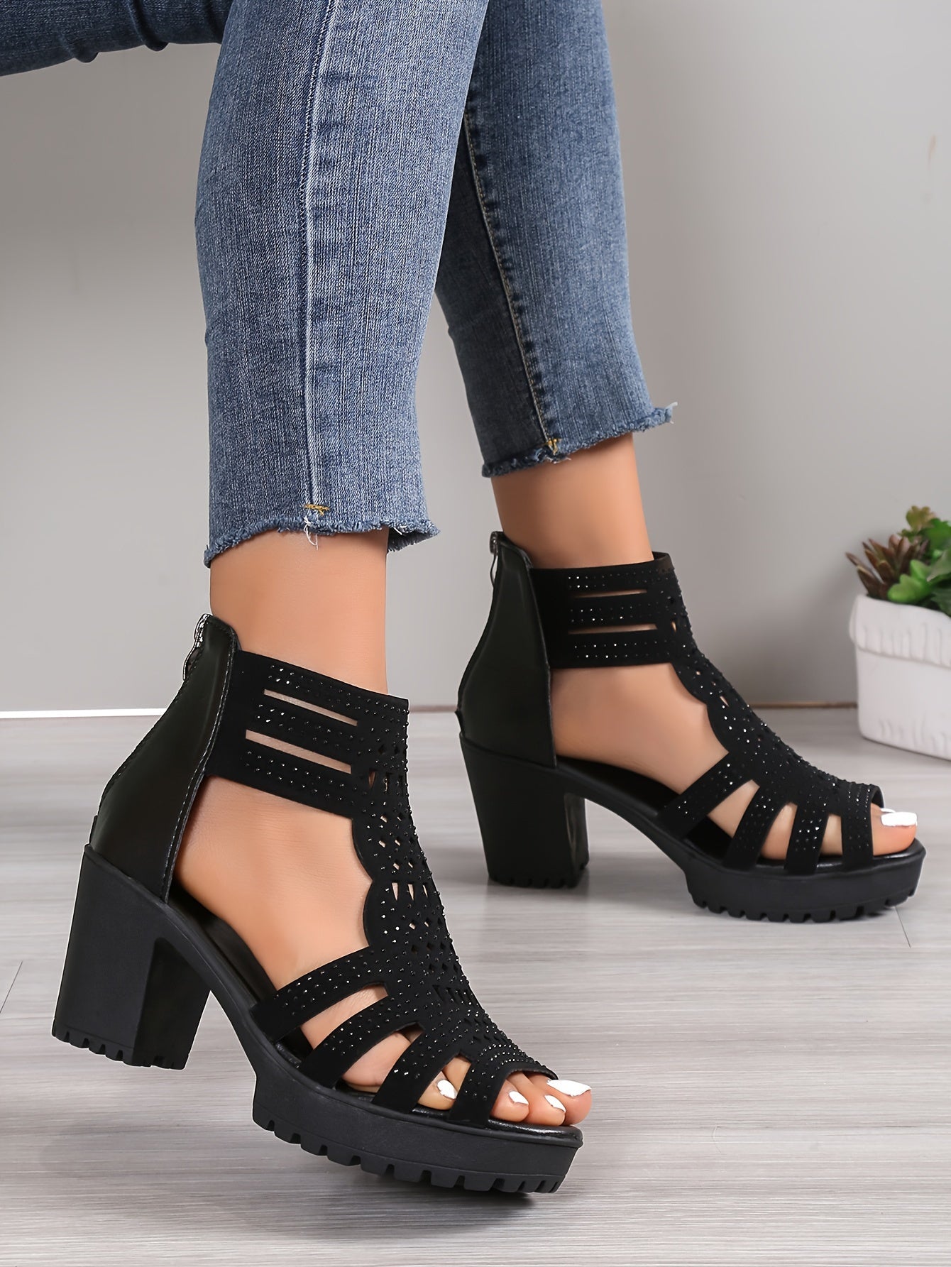 Stylish High Heel Women's Sandals – Summer Chic with a Sparkle